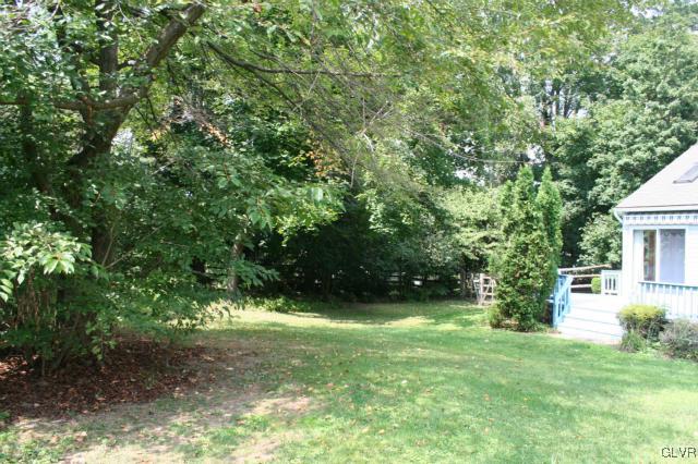 1943 Fairway Road Hellertown, PA 18055 - Photo 20 of 24 Gallery Image 20
