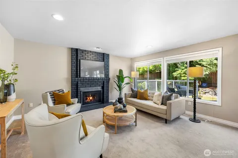 $899,000 | 15720 Southeast 184th Street, Renton, WA 98058