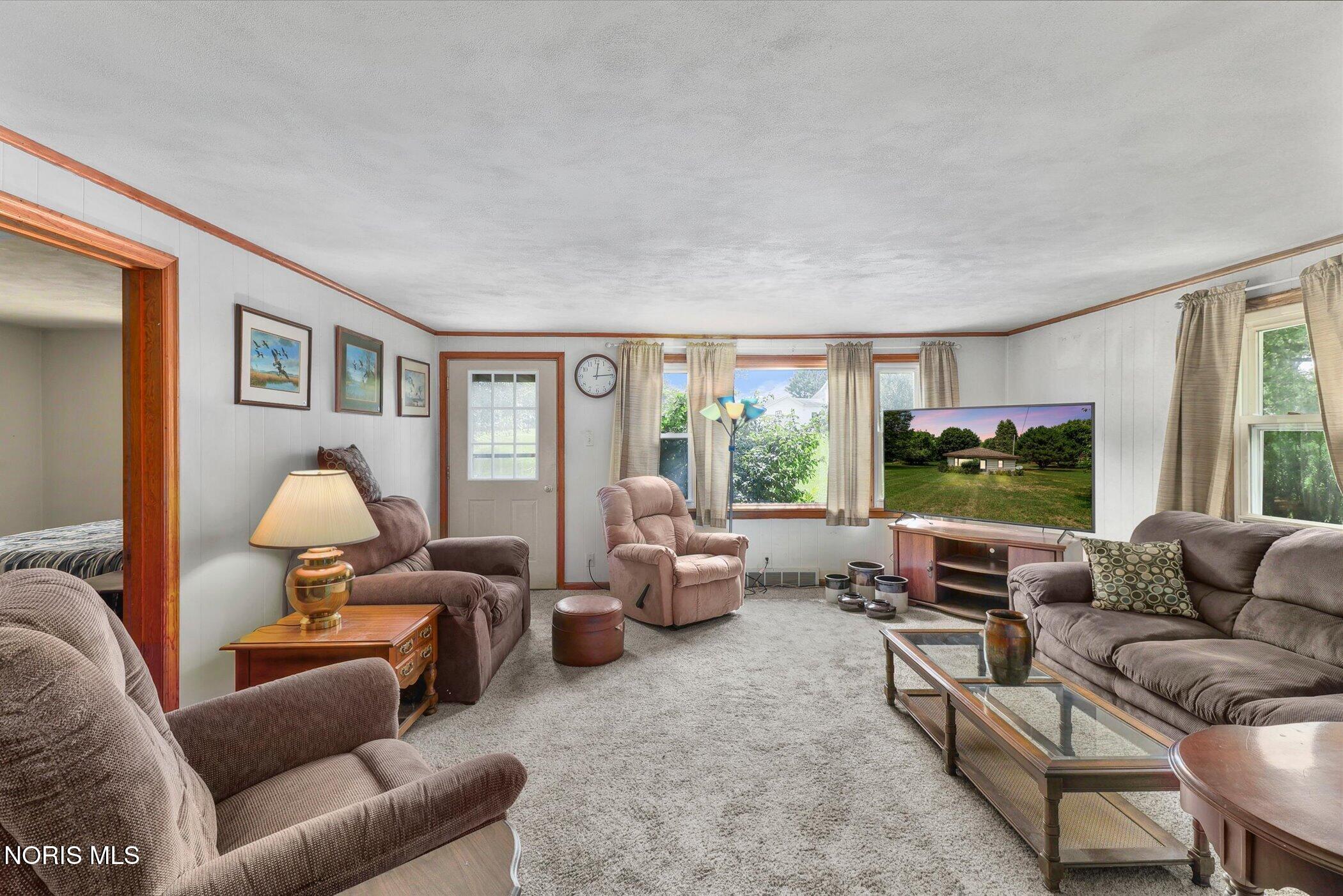 882 Sand Ridge Road Bowling Green, OH 43402 - Photo 7 of 24 Gallery Image 7