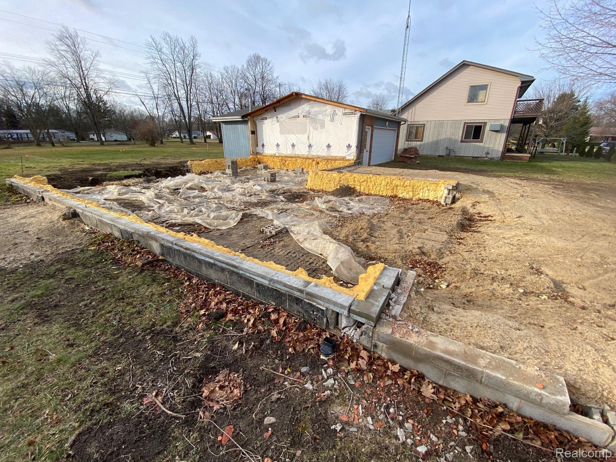 7302 Cardinal Road Lexington, MI 48450 - Photo 3 of 5 image_1.jpg
