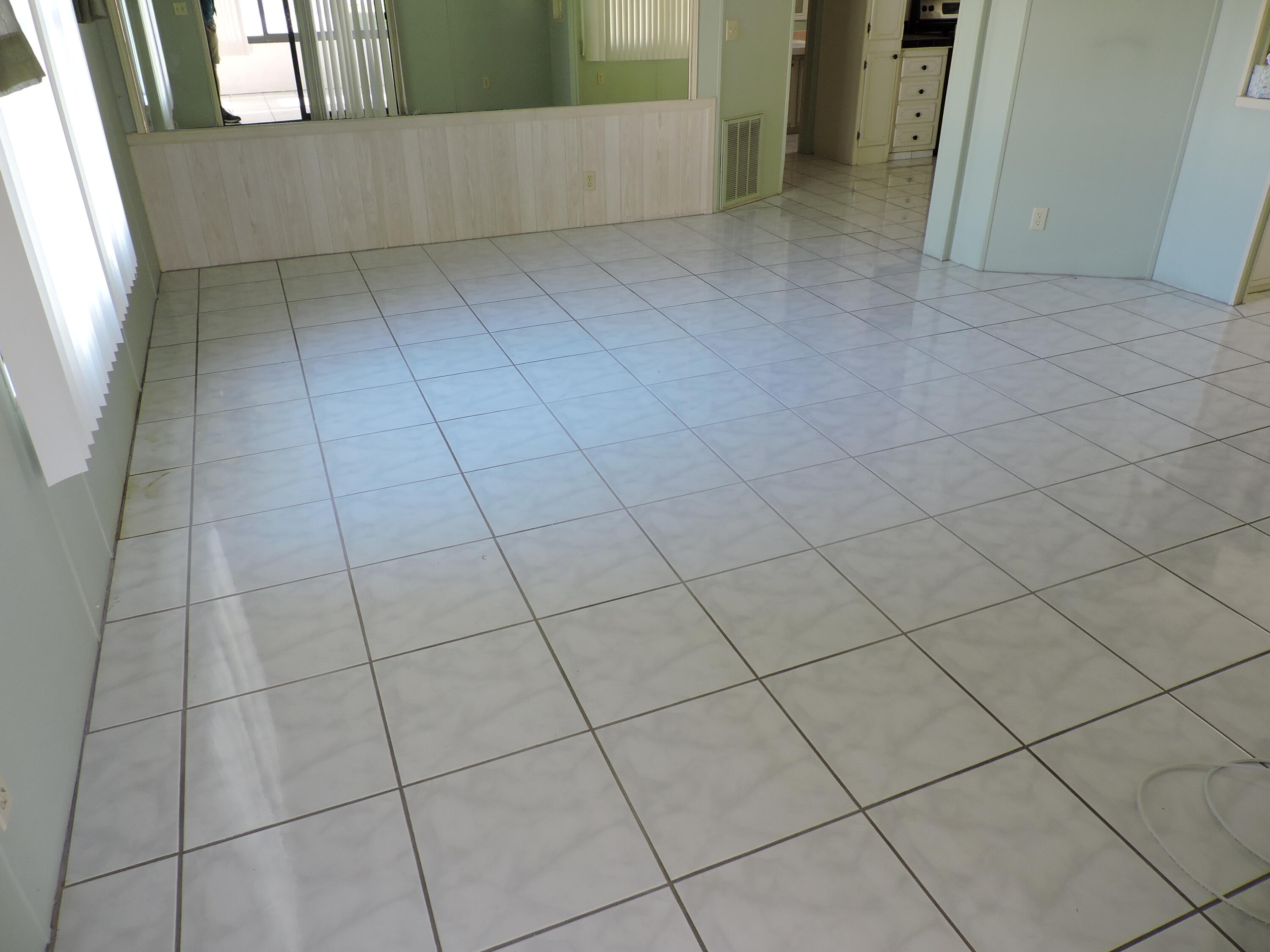 4669 Southeast Tallowood Terrace Stuart, FL 34997 - Photo 5 of 23 DSCN0924