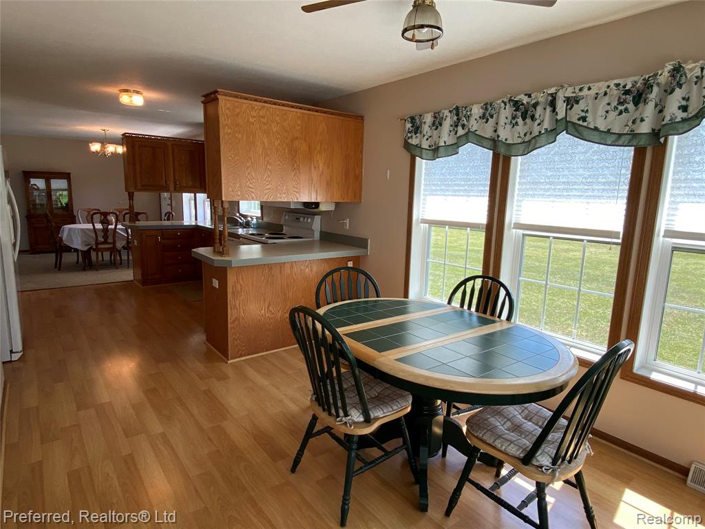 3185 Faussett Road Howell, MI 48855 - Photo 9 of 22