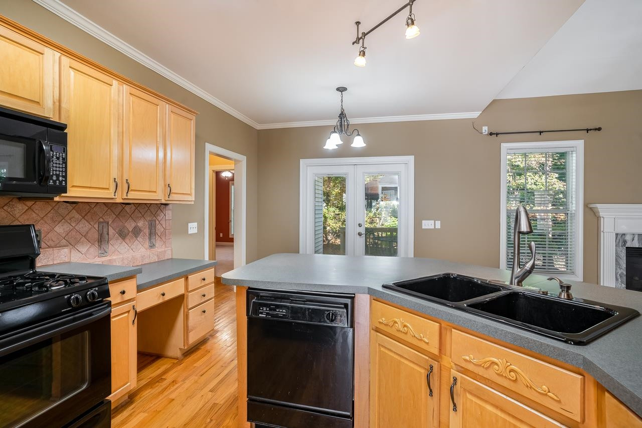 6336 Nowell Pointe Drive Raleigh, NC 27607 - Photo 11 of 25 Photo 11