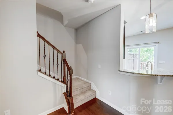 $2,950 | 4246 Park South Station Boulevard, Charlotte, NC 28210