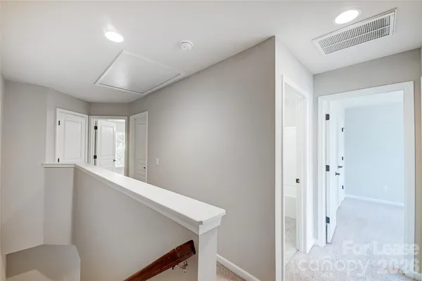 $2,950 | 4246 Park South Station Boulevard, Charlotte, NC 28210