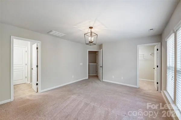 $2,950 | 4246 Park South Station Boulevard, Charlotte, NC 28210