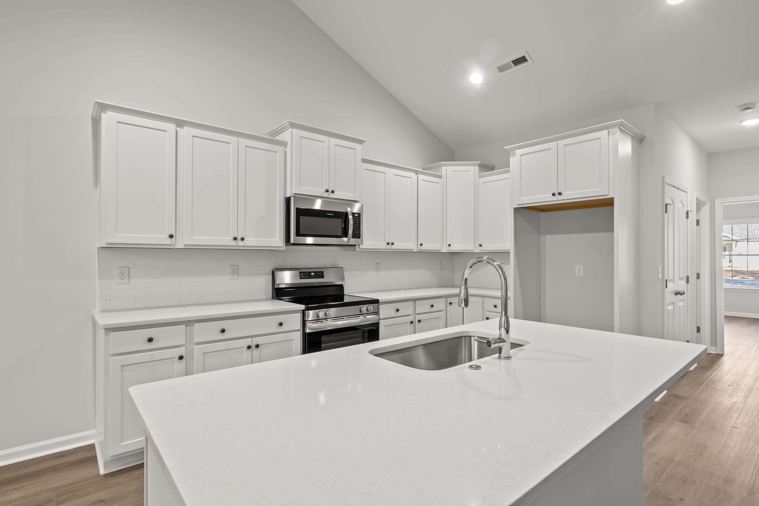 1001 Oakley Street Georgetown, SC 29440 - Photo 8 of 27