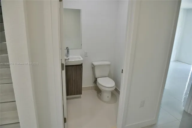 a bathroom with a toilet