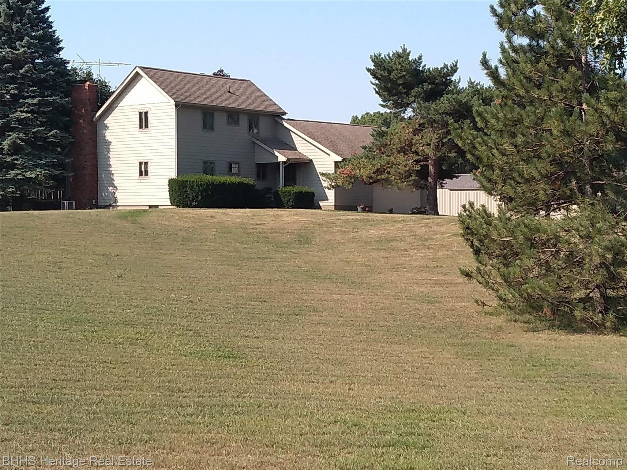 3828 Curdy Road Howell, MI 48855 - Photo 1 of 30 IMG_20200824_110118699.jpg