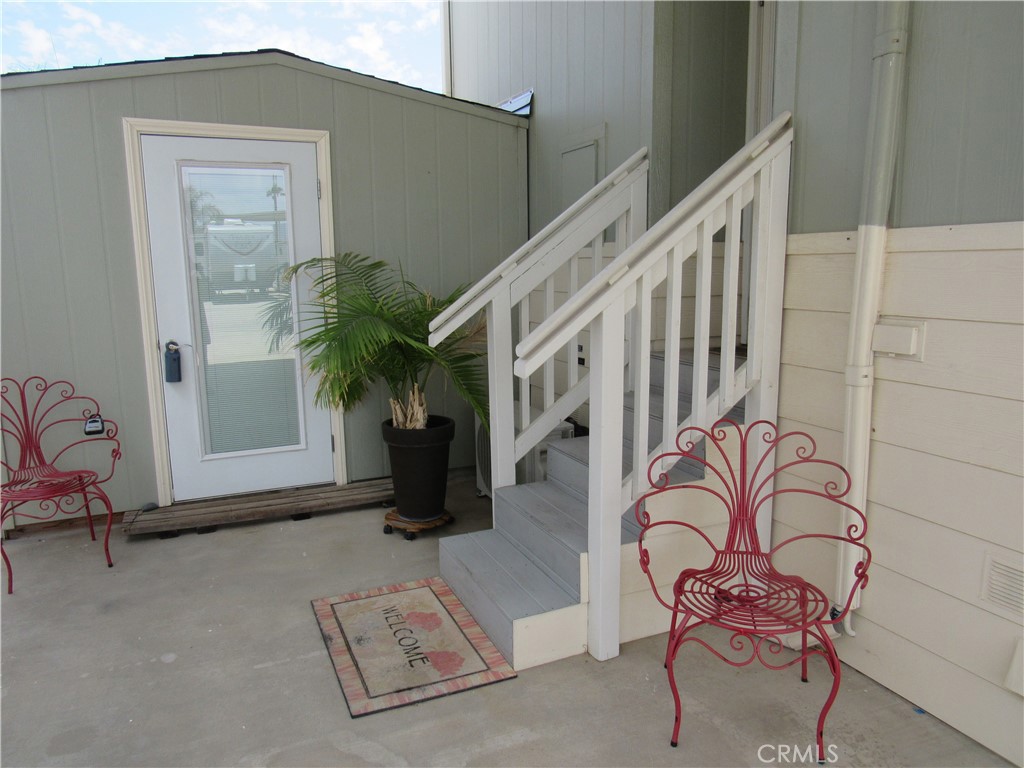 1295 South Cawston Avenue, Unit 462 Hemet, CA 92545 - Photo 2 of 43