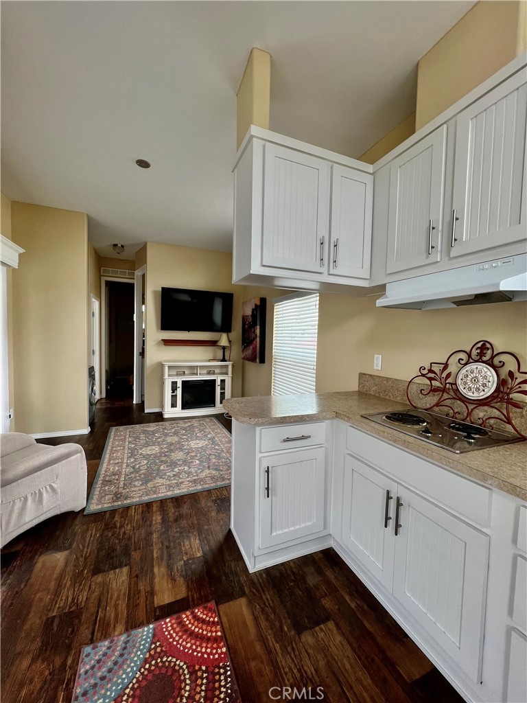 1295 South Cawston Avenue, Unit 462 Hemet, CA 92545 - Photo 6 of 43