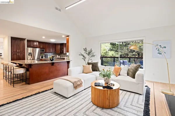 $1,599,000 | 6975 Charing Cross Road, Berkeley, CA 94705