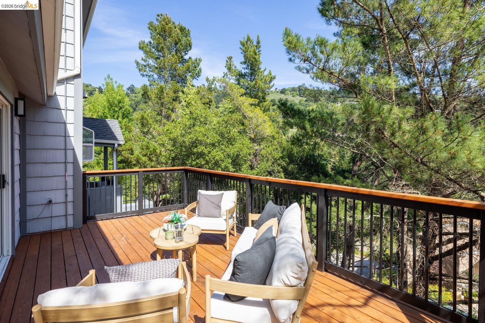 6975 Charing Cross Road Berkeley, CA 94705 - Photo 21 of 59