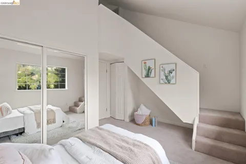 $1,599,000 | 6975 Charing Cross Road, Berkeley, CA 94705