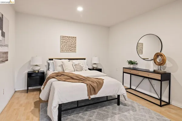$1,599,000 | 6975 Charing Cross Road, Berkeley, CA 94705