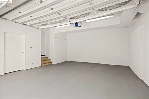 $1,599,000 | 6975 Charing Cross Road, Berkeley, CA 94705