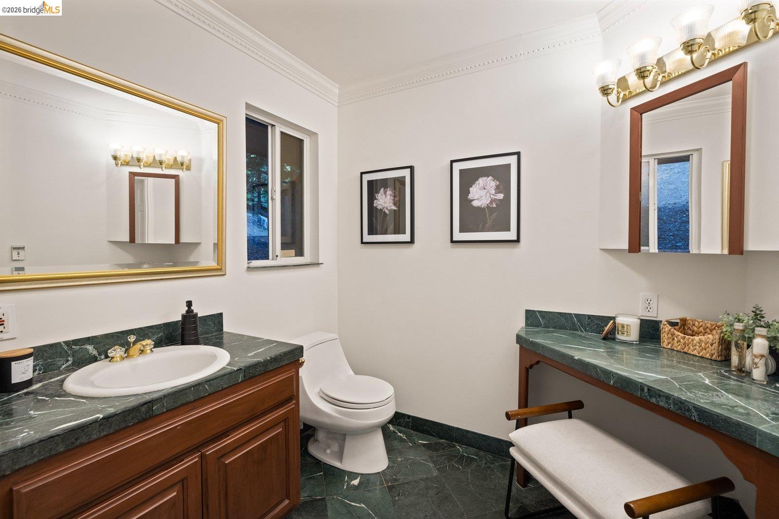 6975 Charing Cross Road Berkeley, CA 94705 - Photo 9 of 59