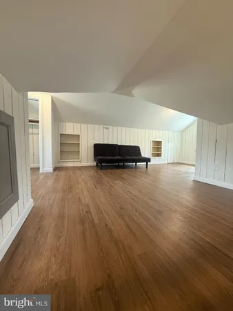 $2,795 | 623 Lees Avenue, Collingswood, NJ 08108