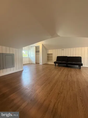 $2,795 | 623 Lees Avenue, Collingswood, NJ 08108
