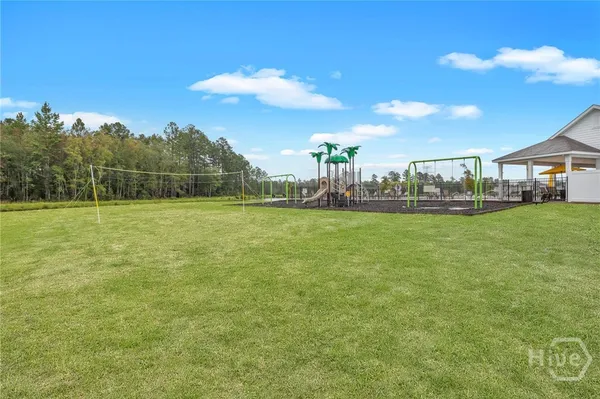 $2,000 | 474 Coconut Drive, Bloomingdale, GA 31302