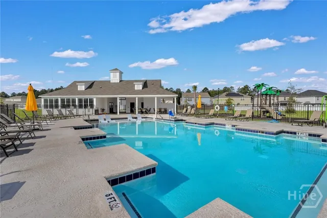 $2,400 | 474 Coconut Drive, Bloomingdale, GA 31302