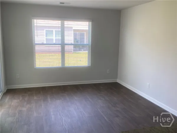 $2,000 | 474 Coconut Drive, Bloomingdale, GA 31302