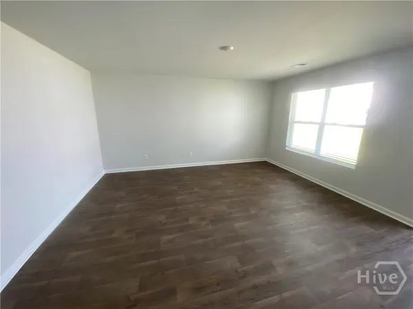 $2,000 | 474 Coconut Drive, Bloomingdale, GA 31302