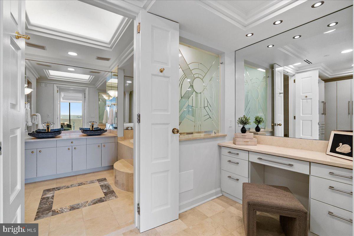 1530 Key Boulevard, Unit 1310 Arlington, VA 22209 - Photo 26 of 40