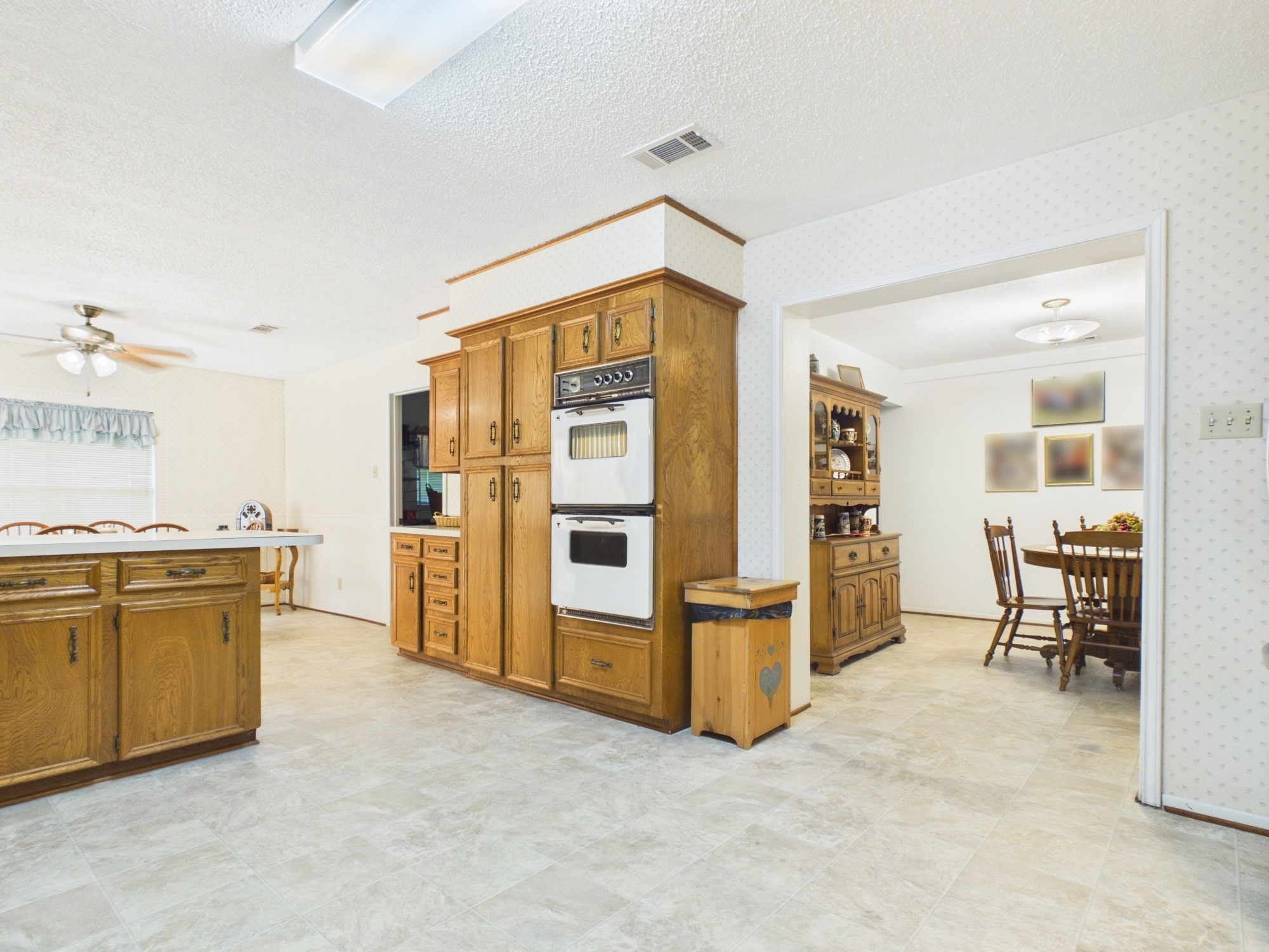 12 Harding Road Huntsville, TX 77340 - Photo 12 of 20 a view of a kitchen with furniture and a kitchen