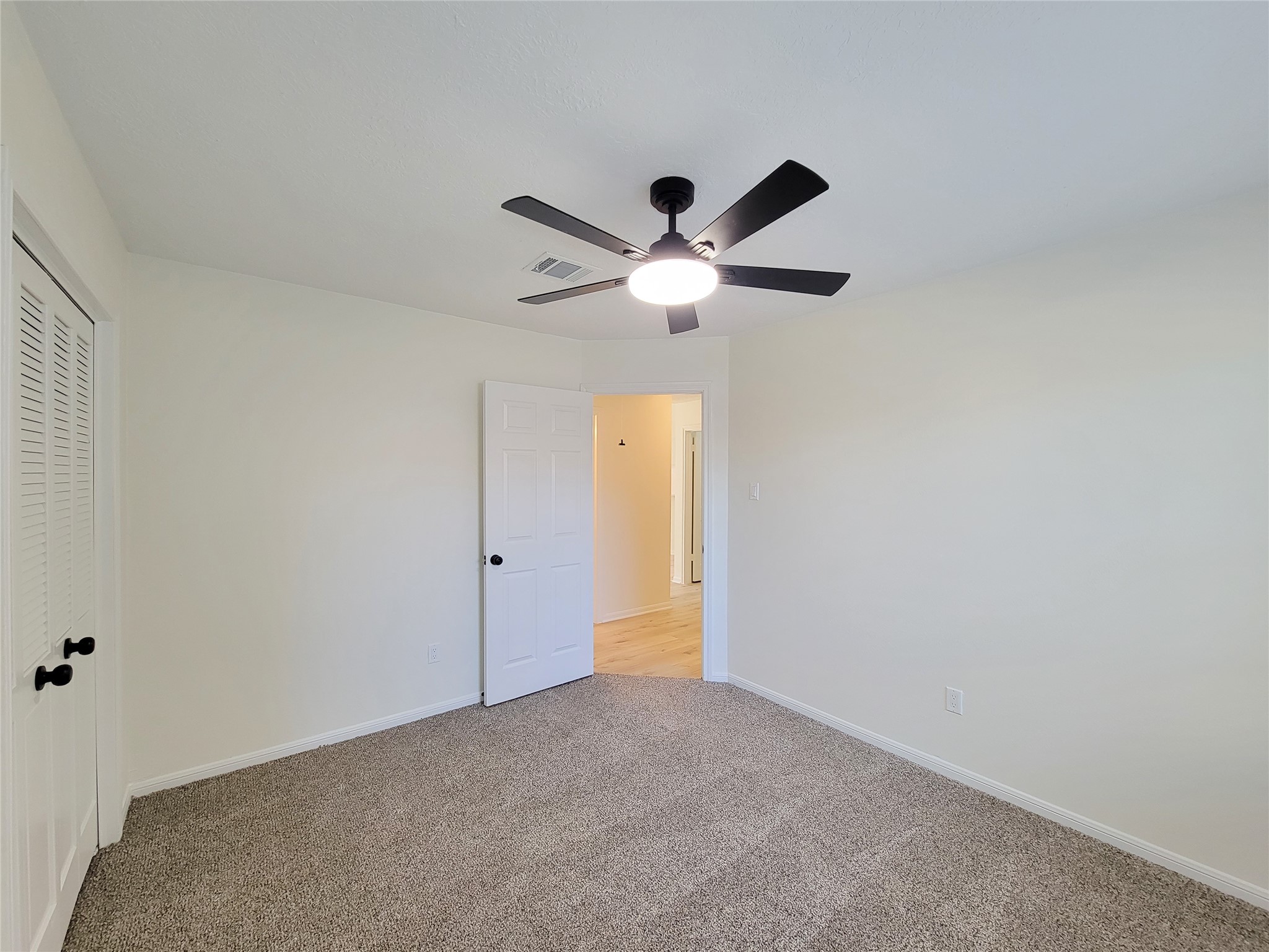 1422 Mabry Mill Road Houston, TX 77062 - Photo 30 of 44 secondary bedroom