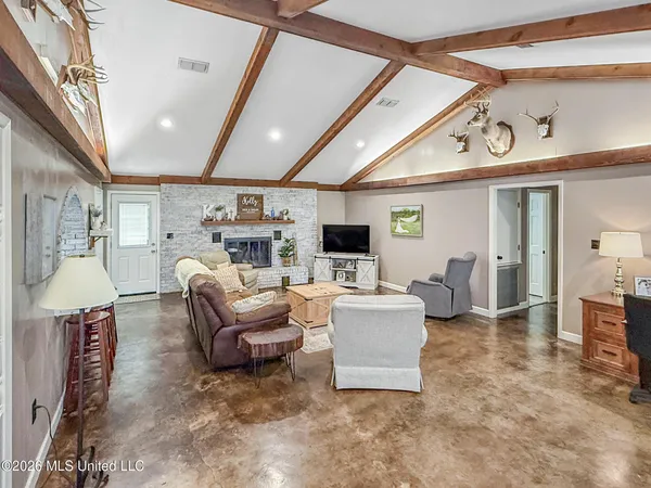 $259,500 | 35 East Lincoln Drive Northeast, Brookhaven, MS 39601
