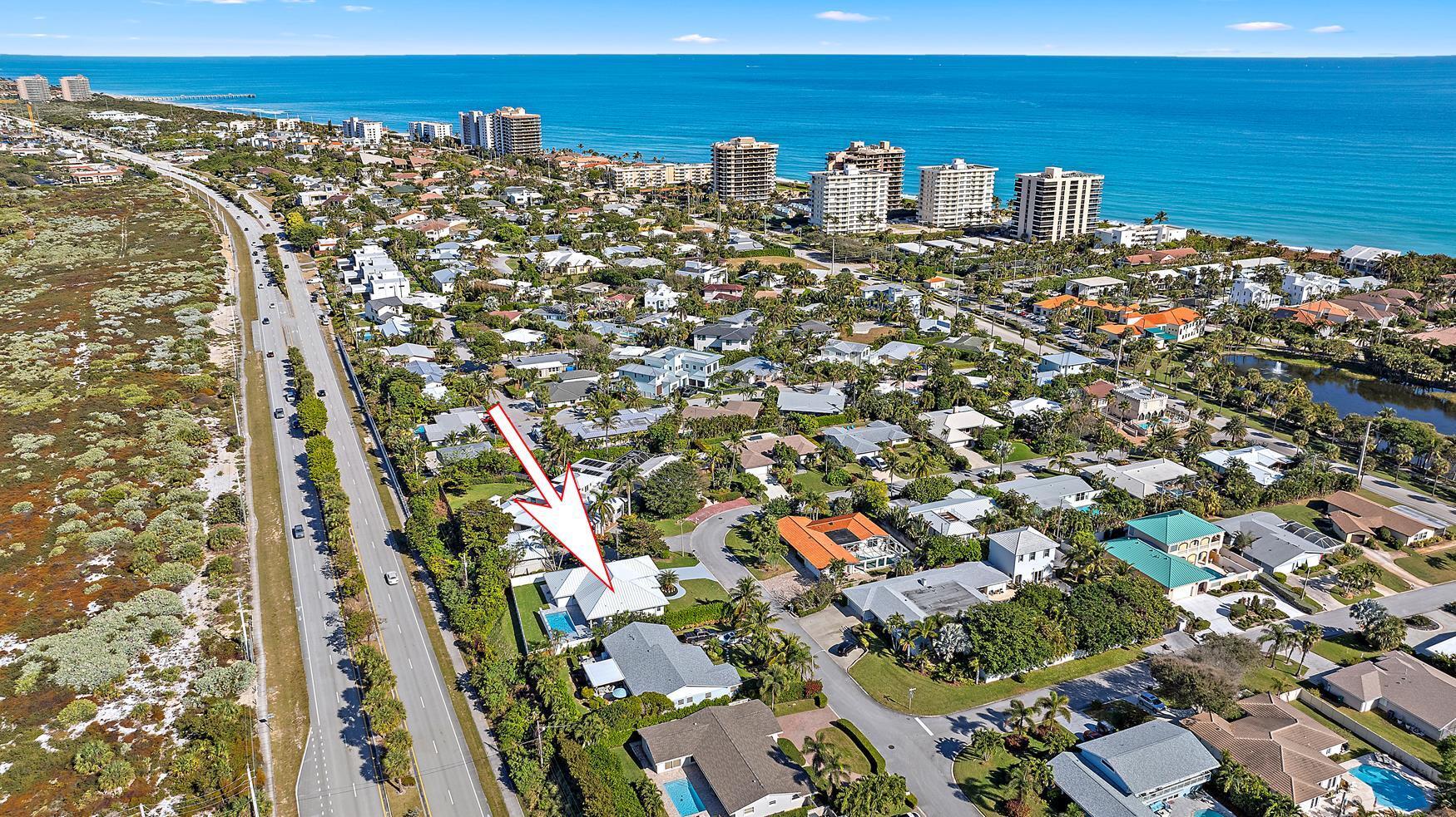 491 Sunset Way Juno Beach, FL 33408 - Photo 45 of 50 a view of a city