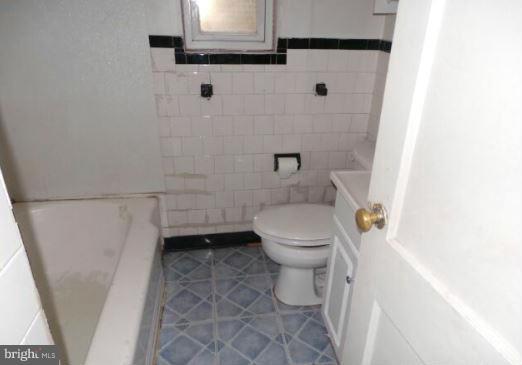 6938 Reisterstown Road Baltimore, MD 21215 - Photo 6 of 8 Interior (General)