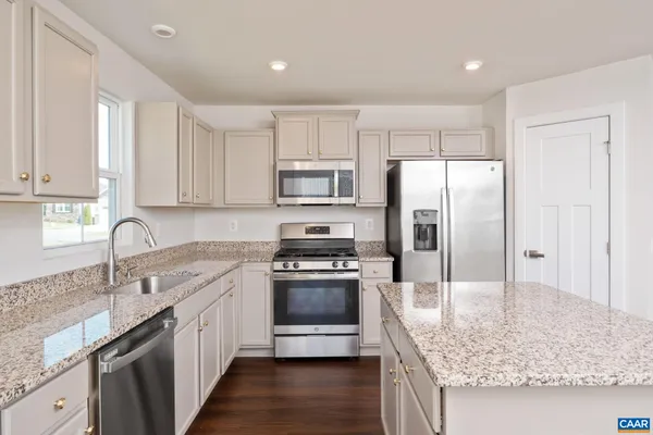 $380,000 | 127 Park Drive, Palmyra, VA 22963