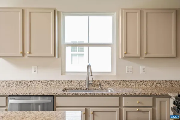 $380,000 | 127 Park Drive, Palmyra, VA 22963