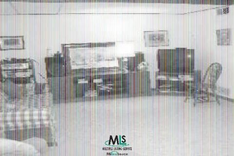 2125 London Rochester, MI 48307 - Photo 8 of 9 746906-7.JPG