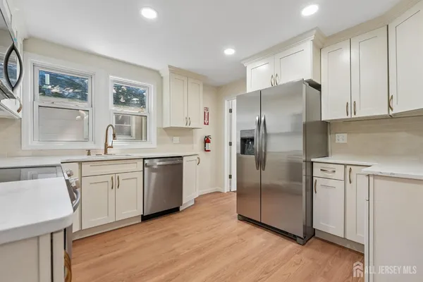 $589,000 | 806 Benner Street, Highland Park, NJ 08904