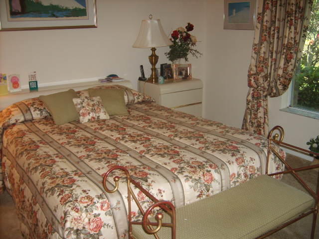 5344 Monterey Circle, Unit B Delray Beach, FL 33484 - Photo 11 of 26 MASTER BEDROOM