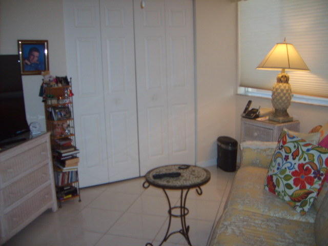 5344 Monterey Circle, Unit B Delray Beach, FL 33484 - Photo 18 of 26 THIRD BEDROOM