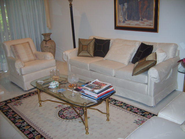 5344 Monterey Circle, Unit B Delray Beach, FL 33484 - Photo 8 of 26 LIVING AREA