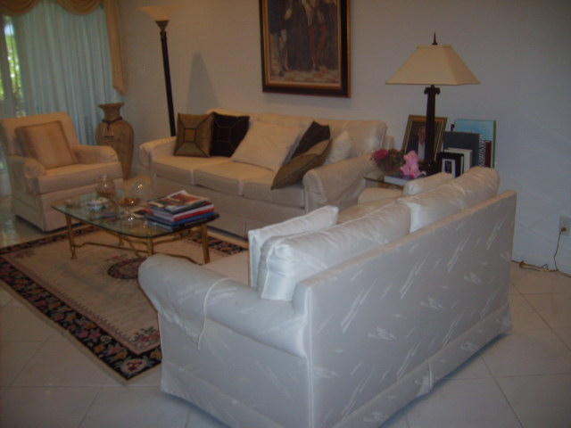5344 Monterey Circle, Unit B Delray Beach, FL 33484 - Photo 9 of 26 LIVING AREA
