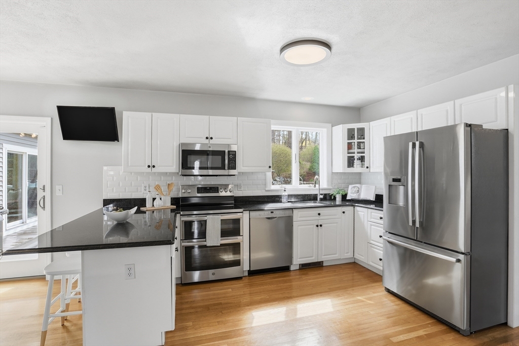 18 Chicory Road, Unit 18 Westford, MA 01886 - Photo 13 of 33 Gallery Image 13