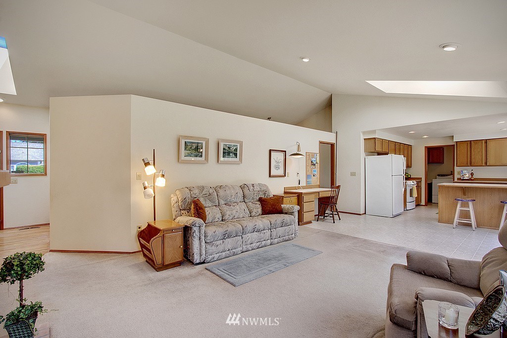 4701 Northeast 21st Street Renton, WA 98059 - Photo 6 of 15