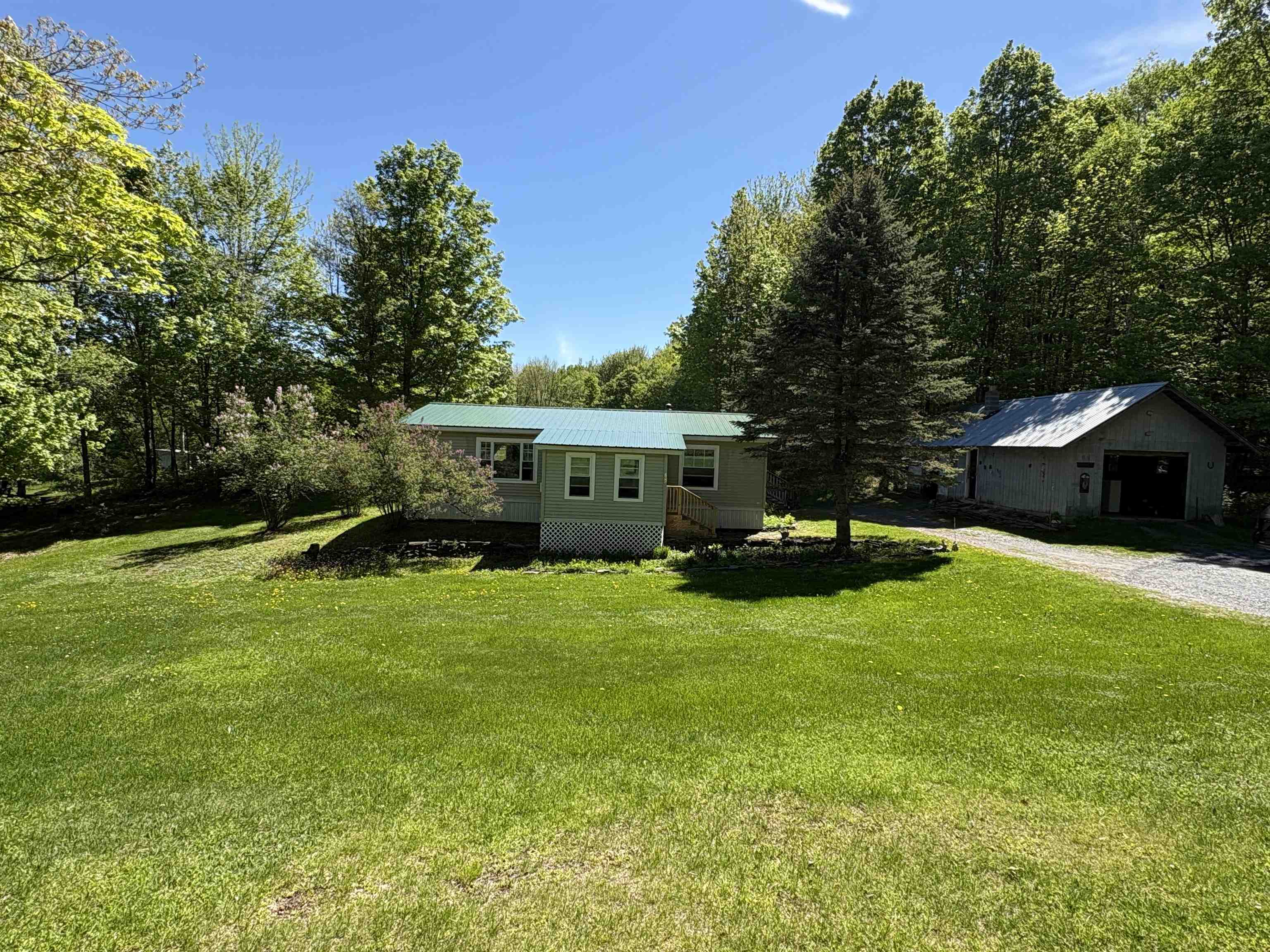 396 Rand Road Randolph, VT 05061 - Photo 2 of 28