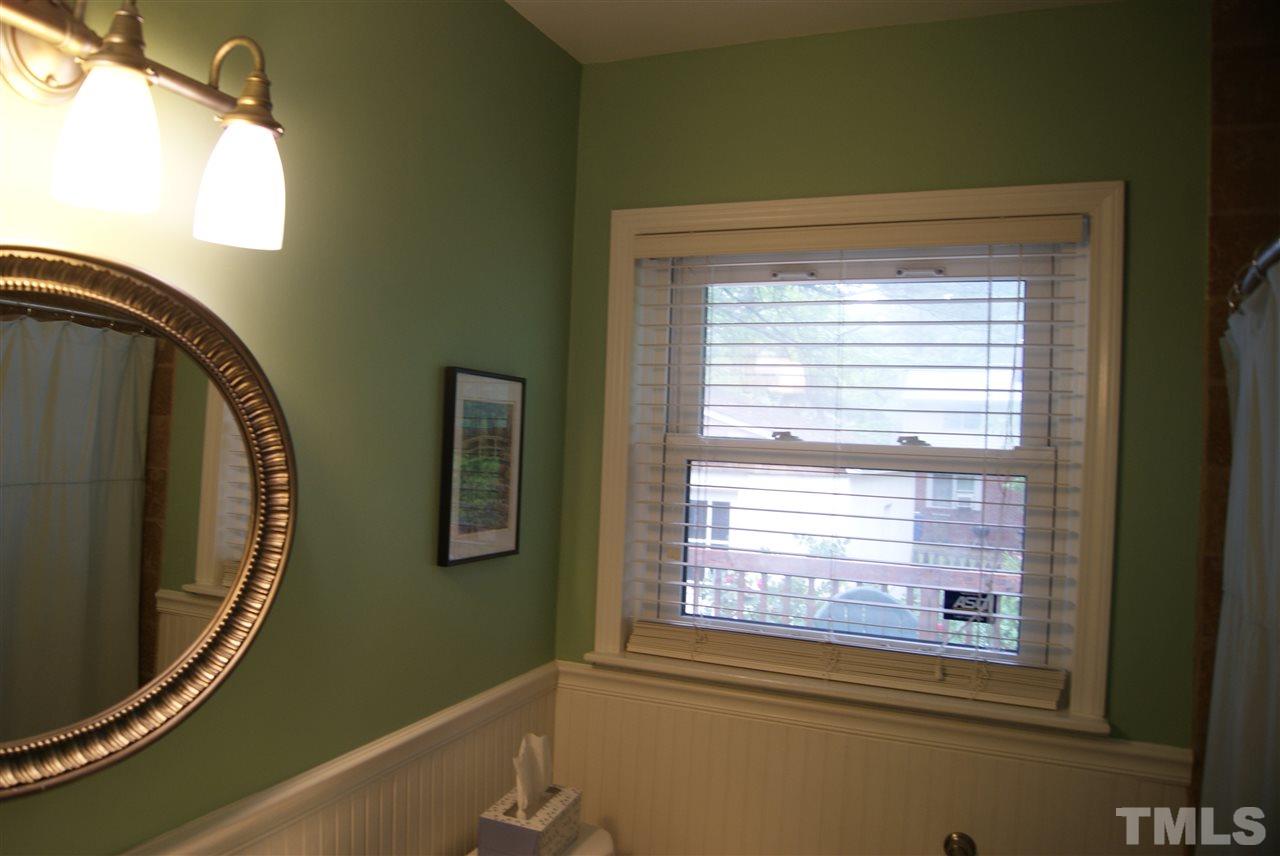 717 Chamberlain Street Raleigh, NC 27607 - Photo 8 of 23