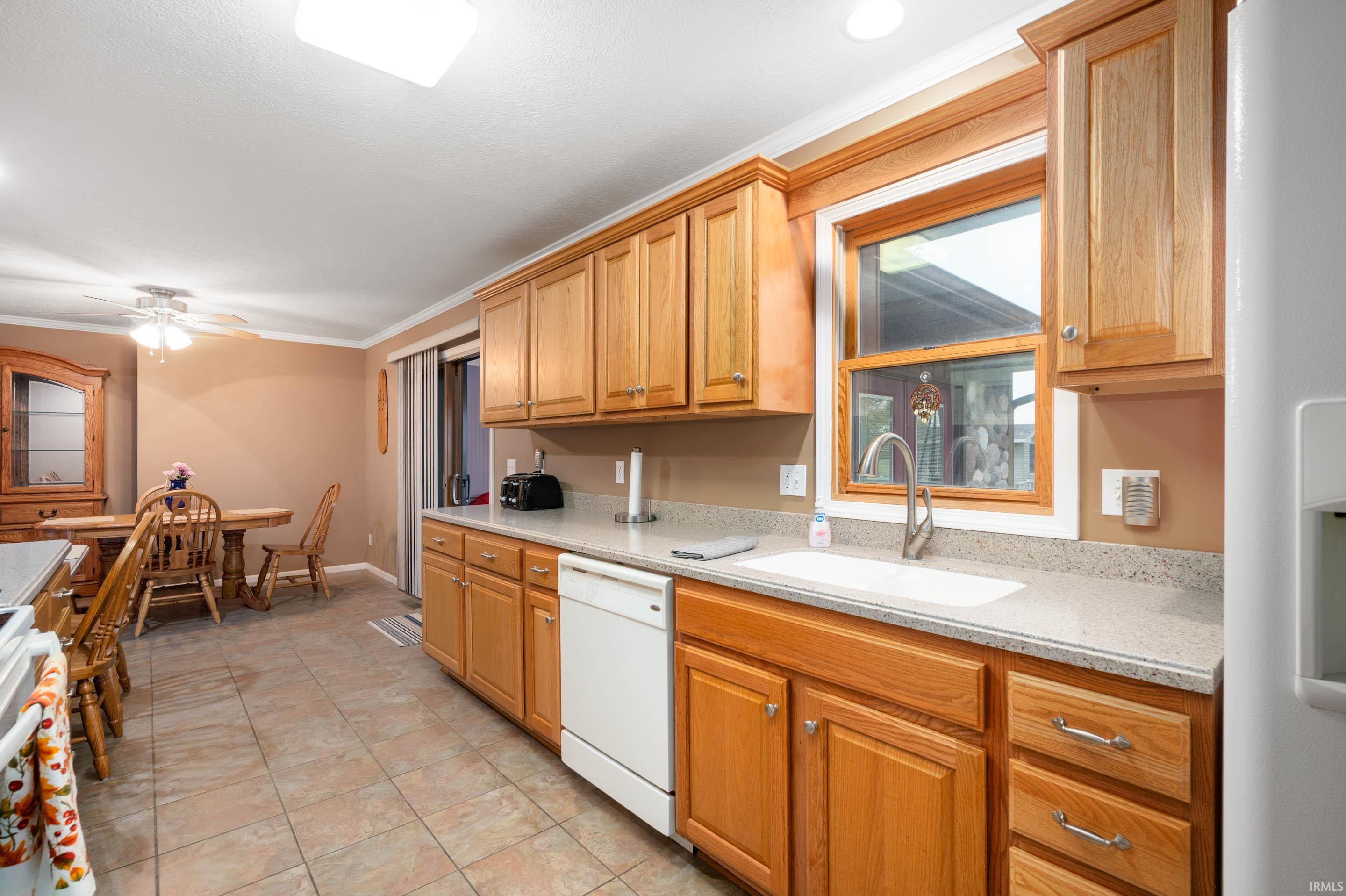 2304 North Nebo Road Muncie, IN 47304 - Photo 11 of 32 Gallery Image 11