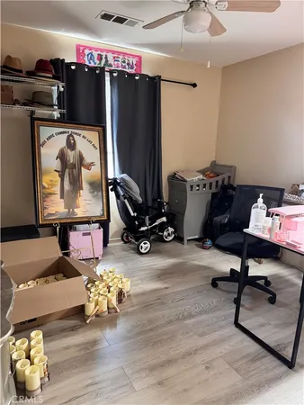 $325,000 | 142 White Street, Tulare, CA 93274