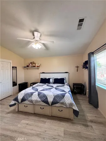 $325,000 | 142 White Street, Tulare, CA 93274