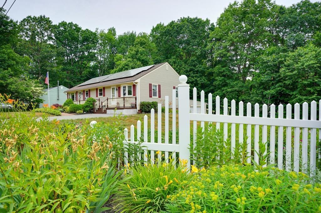 6 Birchwood Road Rutland, MA 01543 - Photo 3 of 34 Gallery Image 3