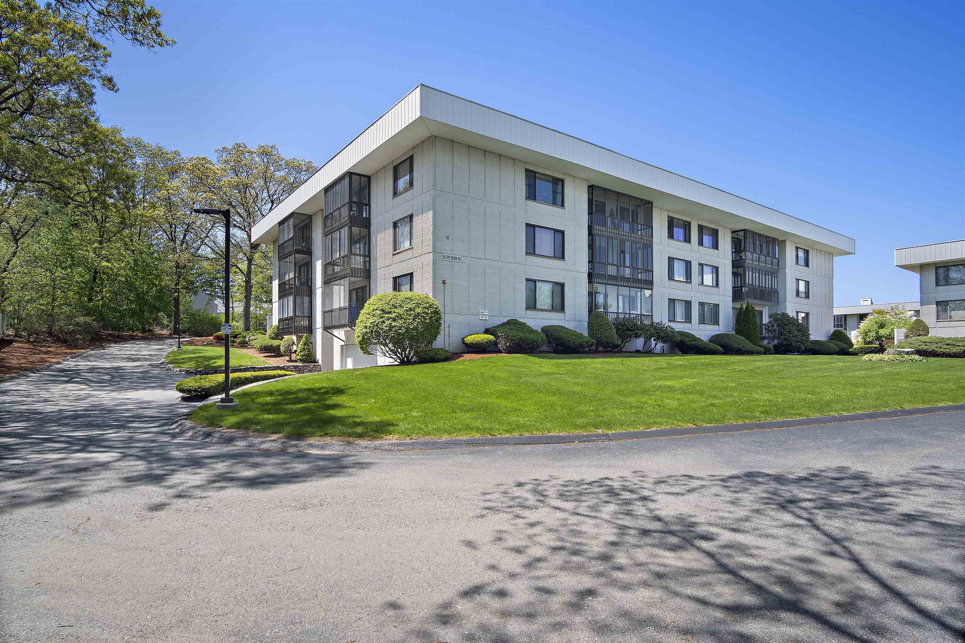 39 Spit Brook Road, Unit 51 Nashua, NH 03060 - Photo 30 of 35 Gallery Image 30